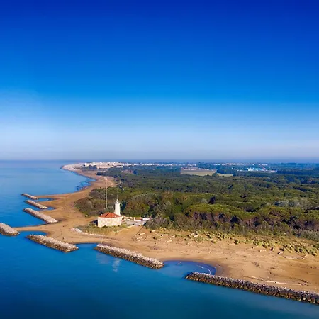 Quiet Near The * Bibione
